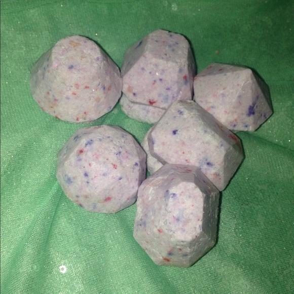 6pc Custom Handmade Gem Bath Bombs - Picture 2 of 7